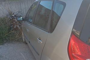 Renault Scenic 1500 Diesel 