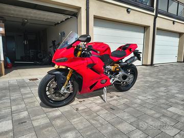 Ducati Panigale V2S