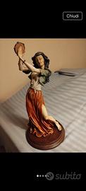 Zingara Capodimonte con tamburello 