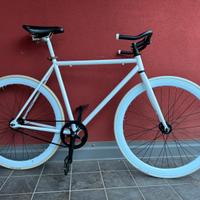 Fixie - bici scatto fisso