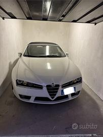 Alfa Spider 939 del 2008 bianca