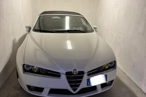 Alfa Spider 939 del 2008 bianca