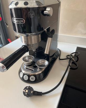 Macchina caffe delonghi