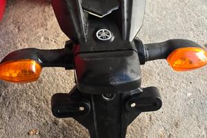 accessori yamaha xj6
