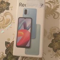 2 smartphone modello Xiaomi Redmi A2