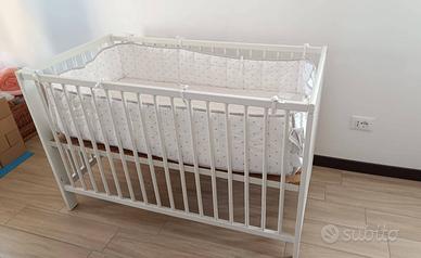 Lettino con sponde per bambini