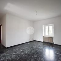 3 LOCALI A BANCHETTE