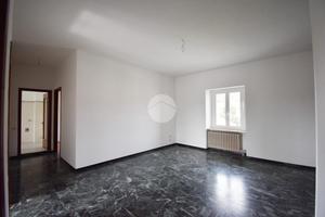 3 LOCALI A BANCHETTE