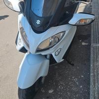 Suzuki Burgman 650 - 2013