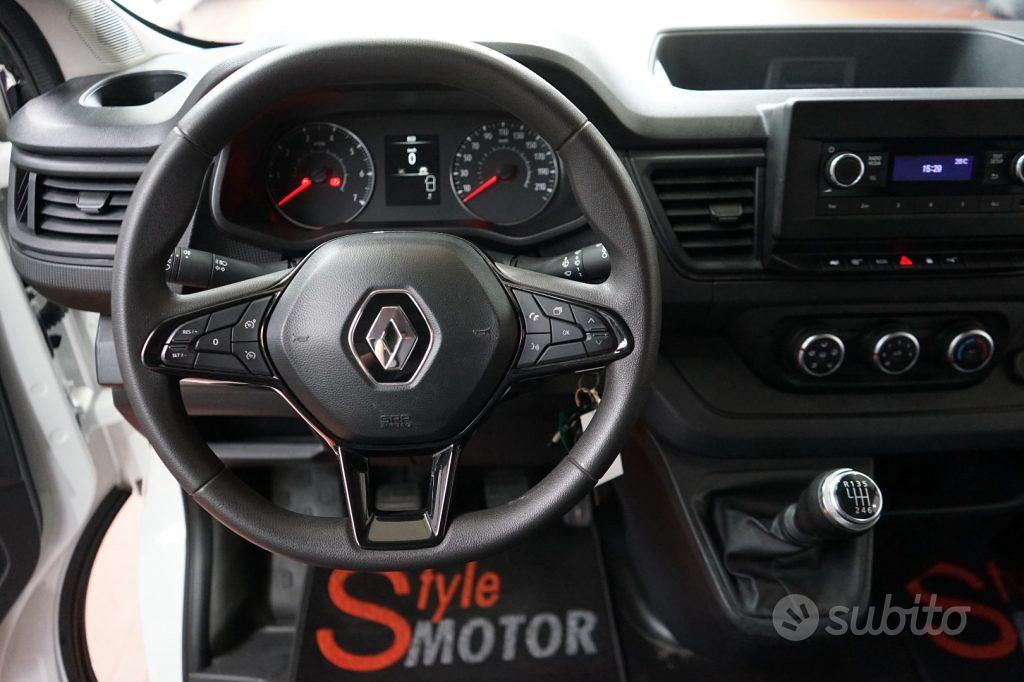 Renault Trafic 2024 photo 5