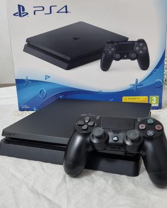 Playstation 4 slim