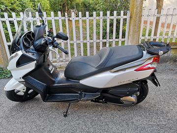 scooter Kymco downtown 300i
