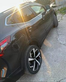 Nissan qashqai tekna +