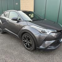 Toyota chr 1.8 lounge hybrid