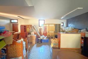 NEGOZIO A LONATO DEL GARDA