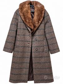 cappotto lungo marrone con collo in vera pelliccia