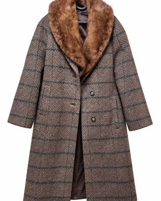 cappotto lungo marrone con collo in vera pelliccia