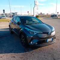 TOTOTA CH-R 1.8 TREND DARK GREY
