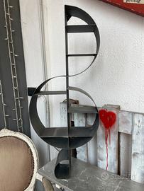 Porta libri fatto  chiave di violino