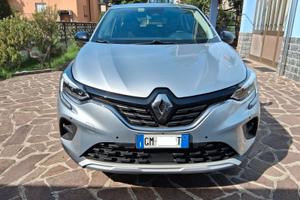 Renault Kaptur 1600 E - Tech Hybrid
