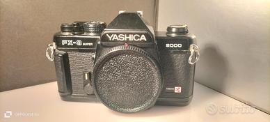 Reflex Yashica FX 2000 Super (Leggi descrizione).