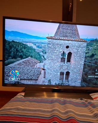 Televisore smart LG 32 pollici full hd con decoder
