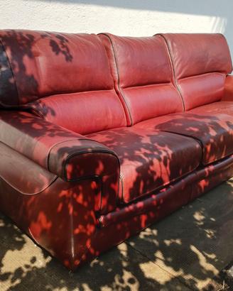 Divano in vera pelle rosso-marrone