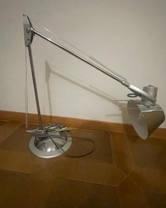 Lampada da tavolo