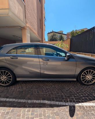 mercedes classe A180 v176 Premium 