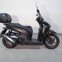 Honda SH 350 Sport