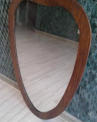 Specchio artigianale cornice a cuore