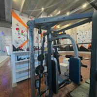 ATTREZZO MULTIFUNZIONE PALESTRA 