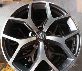 Cerchi in lega originali 19" Alfa Romeo GIULIA