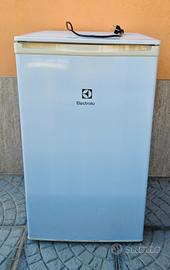 Frigo a 1p da tavolo