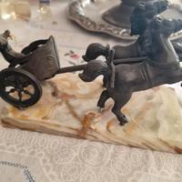 biga romana su pietra 