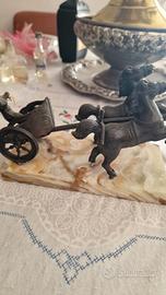 biga romana su pietra 