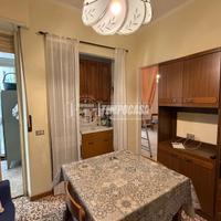 TRILOCALE AMPIO IN CORSO CARLO E NELLO ROSSELLI