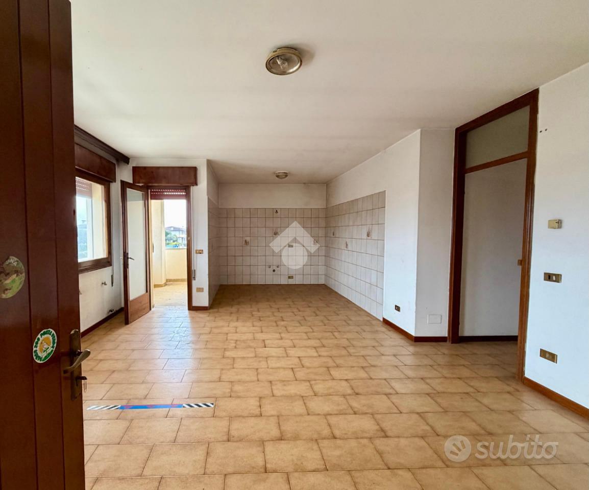 4 LOCALI A SAN ZENONE DEGLI EZZELINI - Vista 3