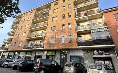 Trilocale ampio e luminoso, ristrutturato con asce