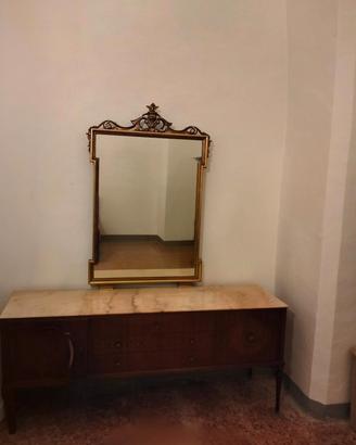 Comò con specchio 