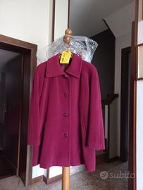 Cappotto sartoriale come nuovo in cashmere bordeau