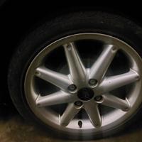 Cerchi e gomme R16 della ford fiesta