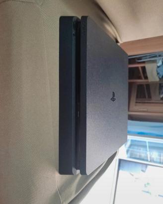 PlayStation 4 slim 1 TB