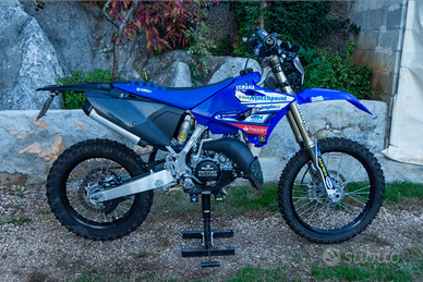 Yamaha Yz 125 del 2017 targata