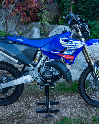 Yamaha Yz 125 del 2017 targata