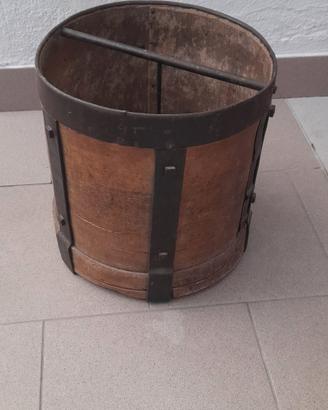 antica EMINA  misura per il grano 