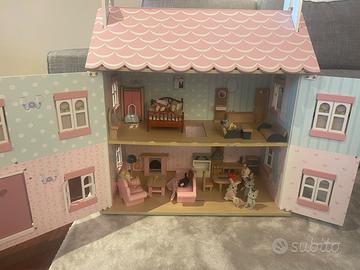 Casetta legno gioco con accessori