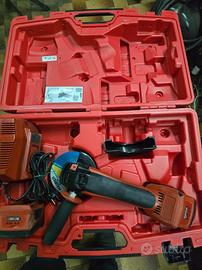 SMERIGLIATRICE HILTI  22V