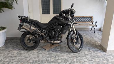 Ruota posteriore e pezzi Triumph Tiger 800 XC 