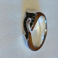 Anello GUESS collection nero NEW